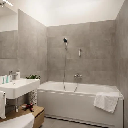 Infinity Pool San * Divšići