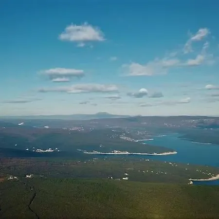 Infinity Pool San Divšići