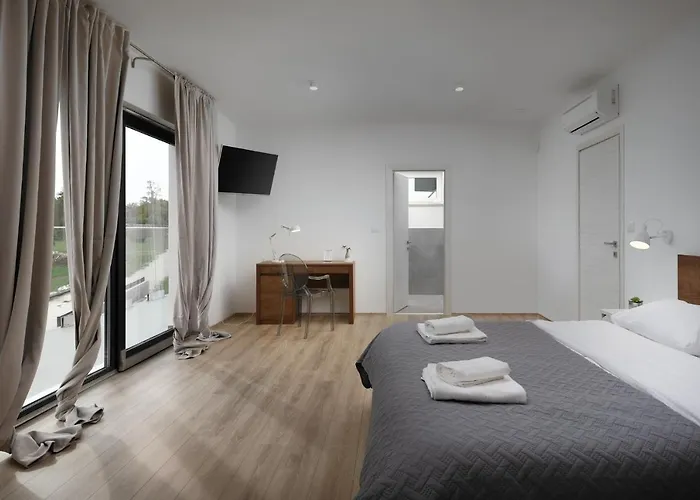 Infinity Pool San Villa *