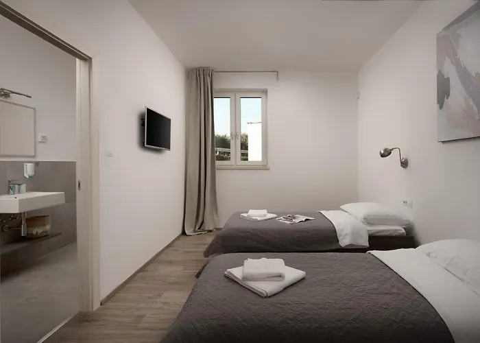 Infinity Pool San * Divšići