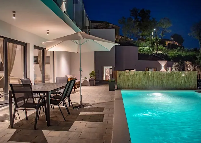 Villa Infinity Pool San